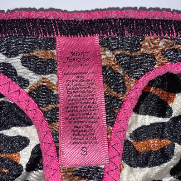 VS X Betsey Johnson Pink Leopard 36 C / S Bra Set - Picture 13 of 16